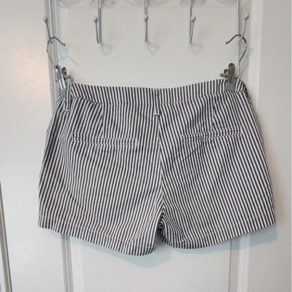 Old Navy Shorts Size 8